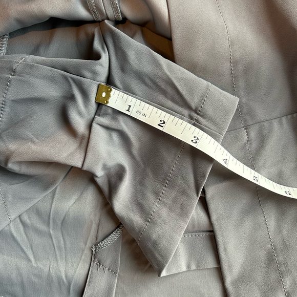 NWT Nike Golf Tour Performance Dri Fit Skirt. Built in shorts. Grey. Classic - Picture 12 of 13